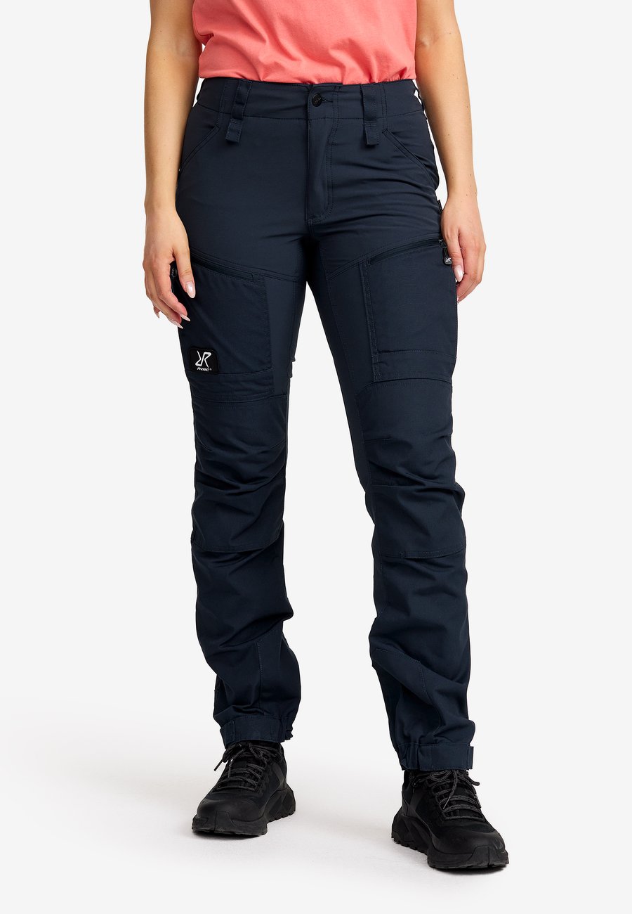 Брюки RevolutionRace RVRC GP Pro, Blueberry/Dark Blue
Брюки RevolutionRace RVRC GP Pro, Blueberry/Dark Blue