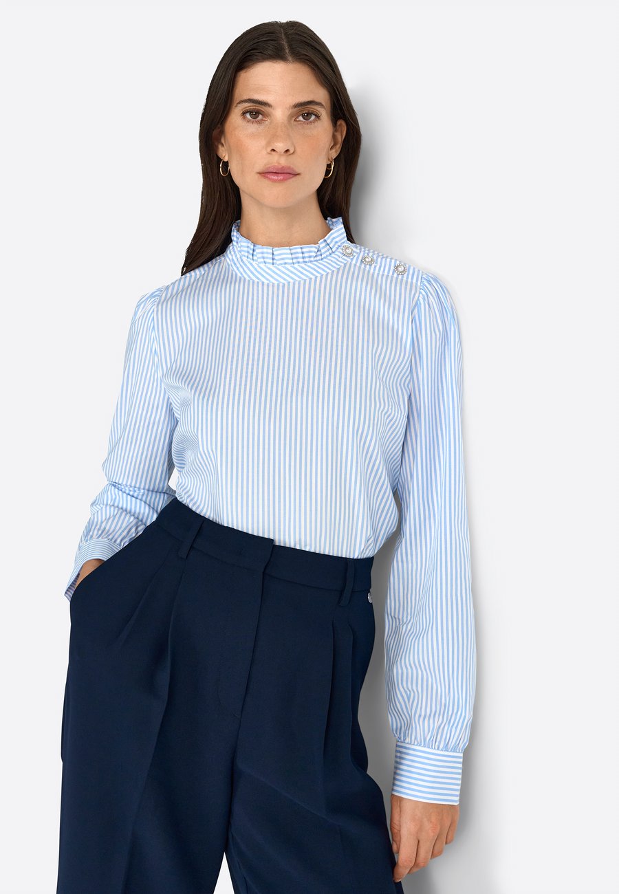 Блуза Rich & Royal Blouse, Skyway Blue/Blue
Блуза Rich & Royal Blouse, Skyway Blue/Blue