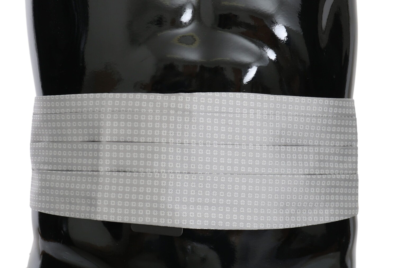 Элегантный серый шелковый кушак Dolce & Gabbana
Элегантный серый шелковый кушак Dolce & Gabbana