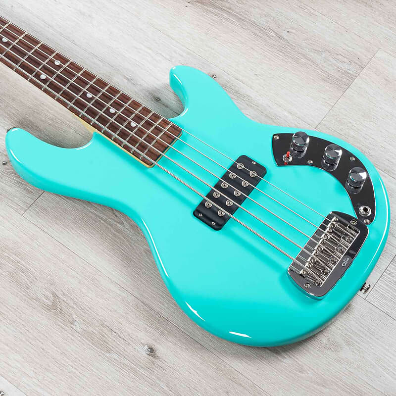 Басс гитара G&L CLF Research L-1000 Series 750 5-String Bass, Caribbean Rosewood, Turquoise
Басс гитара G&L CLF Research L-1000 Series 750 5-String Bass, Caribbean Rosewood, Turquoise