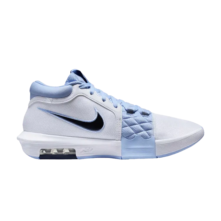 Кроссовки LeBron Witness 8 'UNC', белый
Кроссовки LeBron Witness 8 'UNC', белый