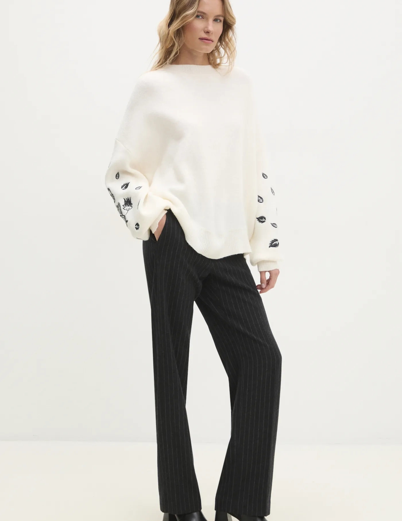 Шерстяной свитер Answear Lab, белый
Шерстяной свитер Answear Lab, белый