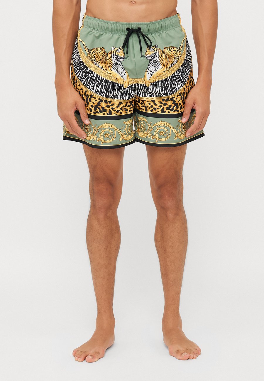Шорты для плавания Versace SWIM GOLFO WILD CATS , Green/Black/Light Green
Шорты для плавания Versace SWIM GOLFO WILD CATS , Green/Black/Light Green
