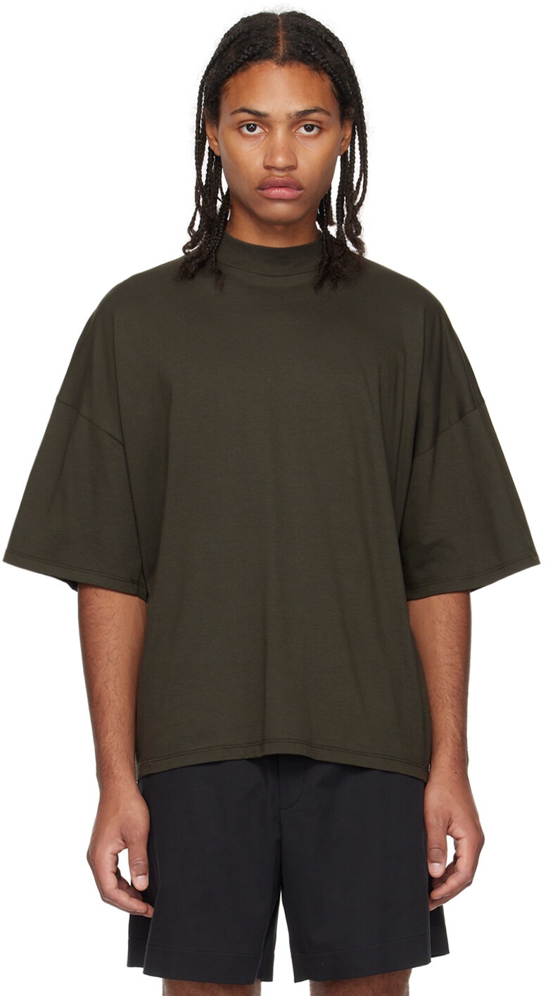 Зеленая футболка Дастина The Row
Зеленая футболка Дастина The Row