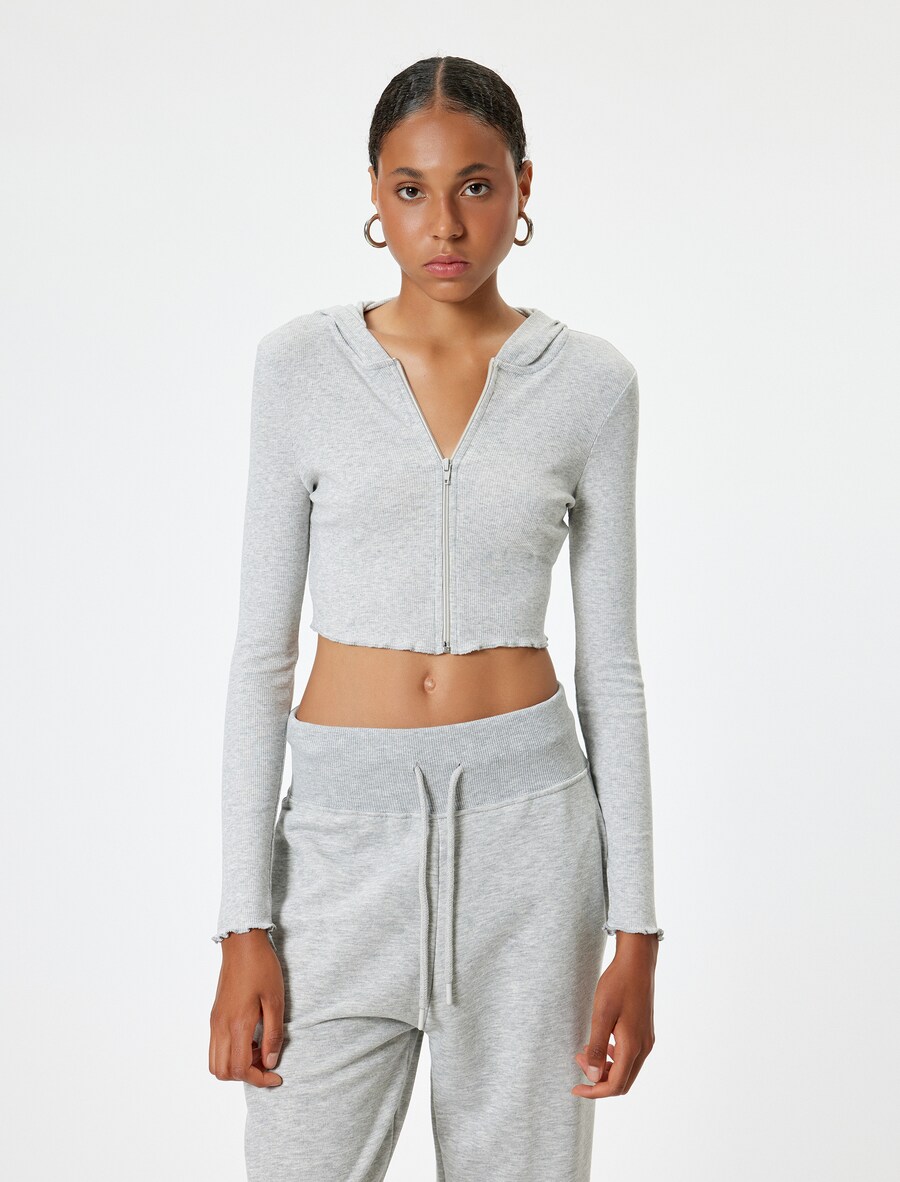 Вязаный кардиган Koton, пятнистый серый
Вязаный кардиган Koton, пятнистый серый