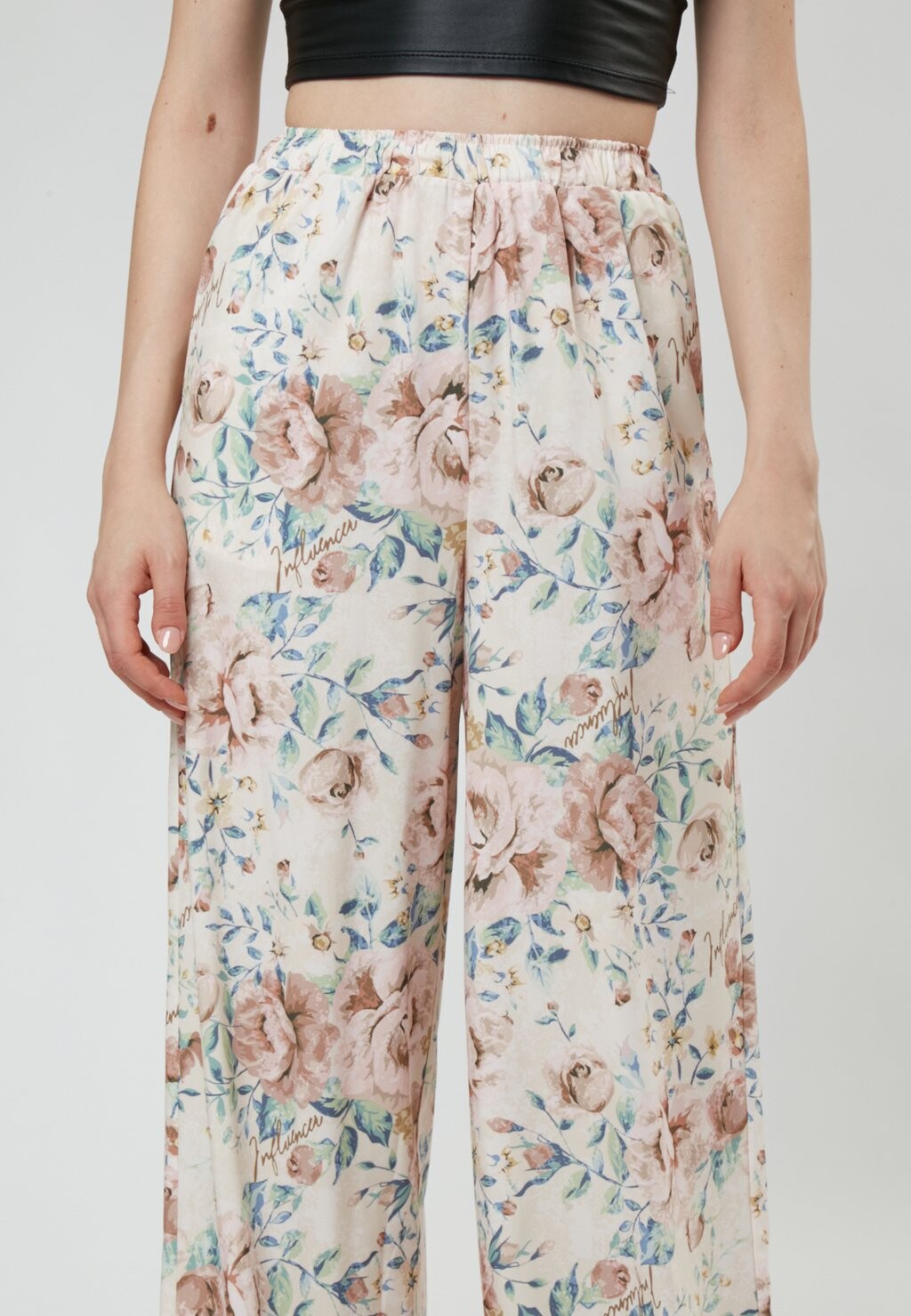 Брюки INFLUENCER, мультиколор
Брюки INFLUENCER, мультиколор