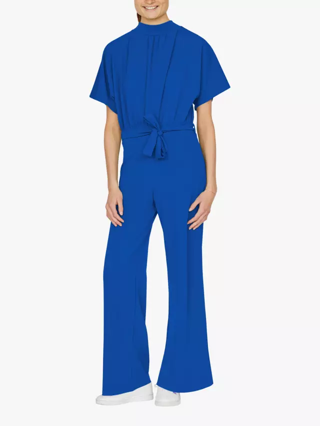 Комбинезон Sisters Point Girl Short Sleeve, цвет cobalt/blue
Комбинезон Sisters Point Girl Short Sleeve, цвет cobalt/blue