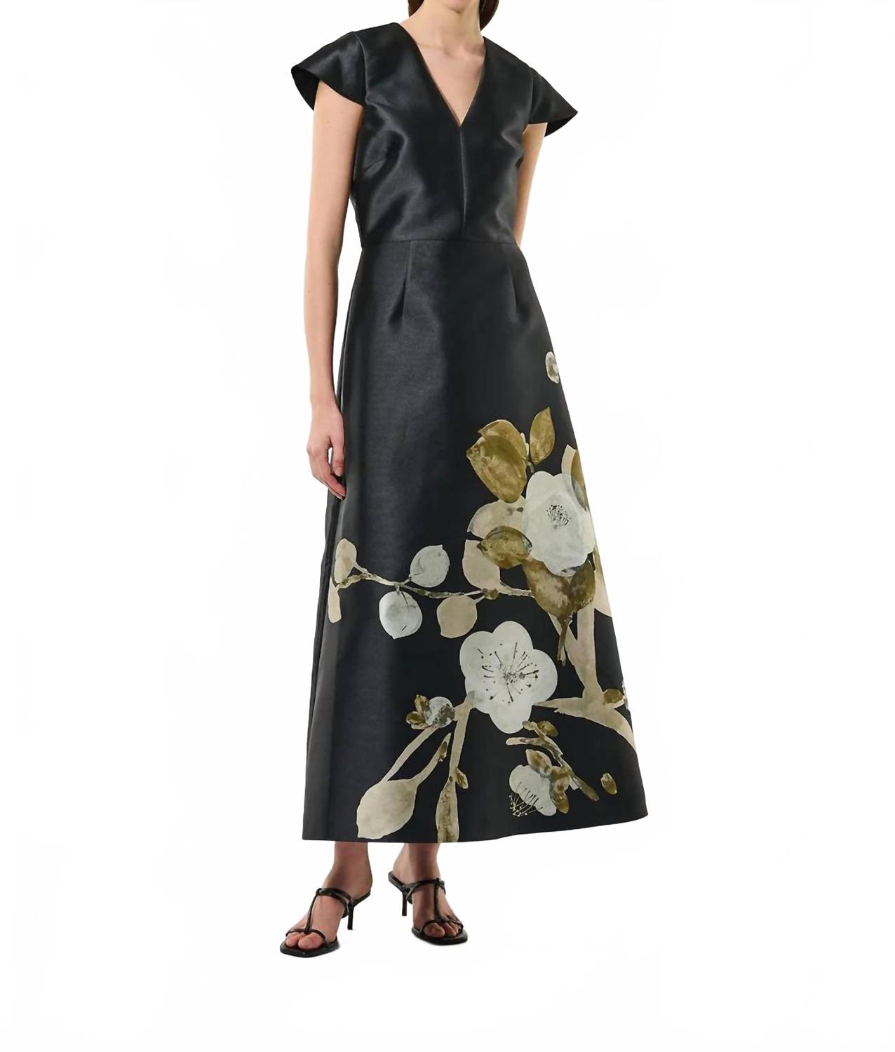 Dea Kudibal Платье макси Junedea цвета лотоса (черный)
Dea Kudibal Платье макси Junedea цвета лотоса (черный)