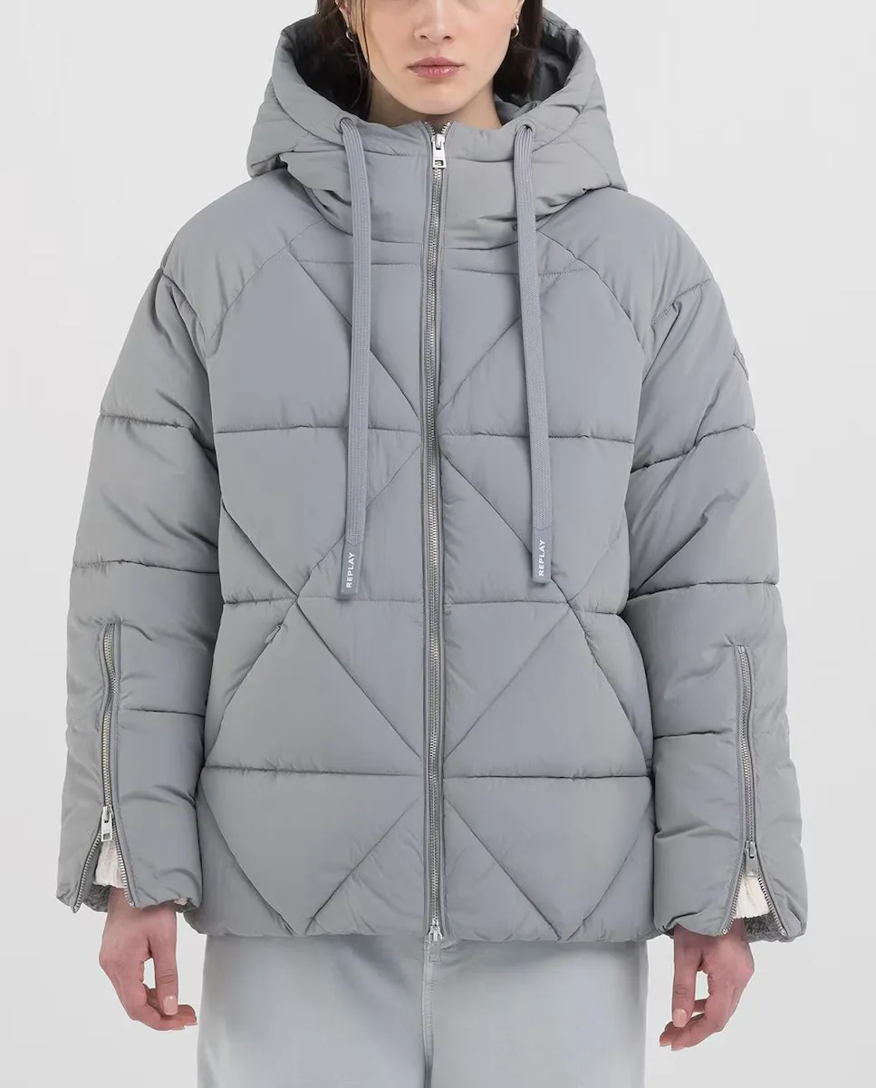 Женский пуховик с регулируемыми рукавами и капюшоном Replay, серый
Женский пуховик с регулируемыми рукавами и капюшоном Replay, серый