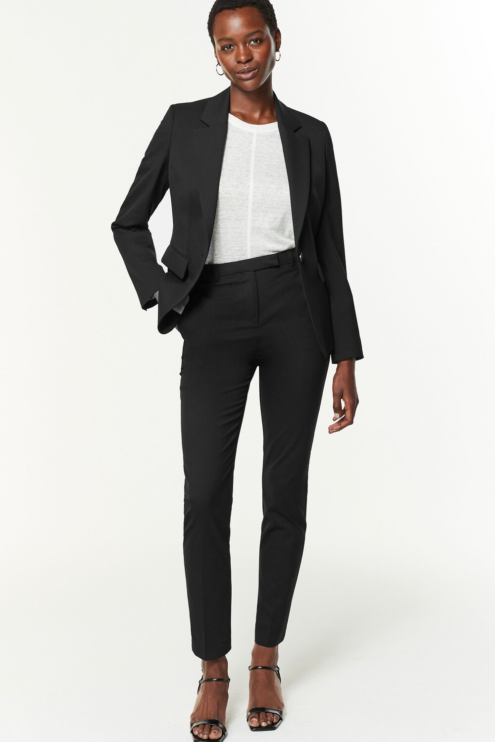 Узкие брюки по фигуре Next, черный
Узкие брюки по фигуре Next, черный