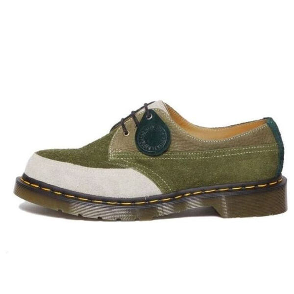 Кроссовки dr.martens 1461 made in england deadstock leather oxford shoes 'multicolor - quilon suede' Dr. Martens, мультиколор
Кроссовки dr.martens 1461 made in england deadstock leather oxford shoes 'multicolor - quilon suede' Dr. Martens, мультиколор