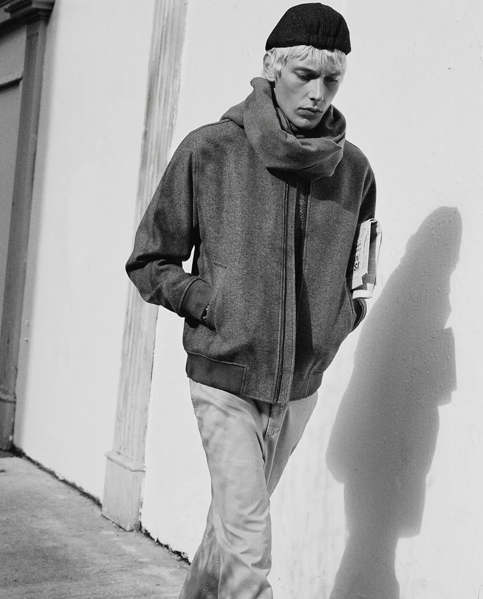 Бомбер Sfera, светло-серый
Бомбер Sfera, светло-серый