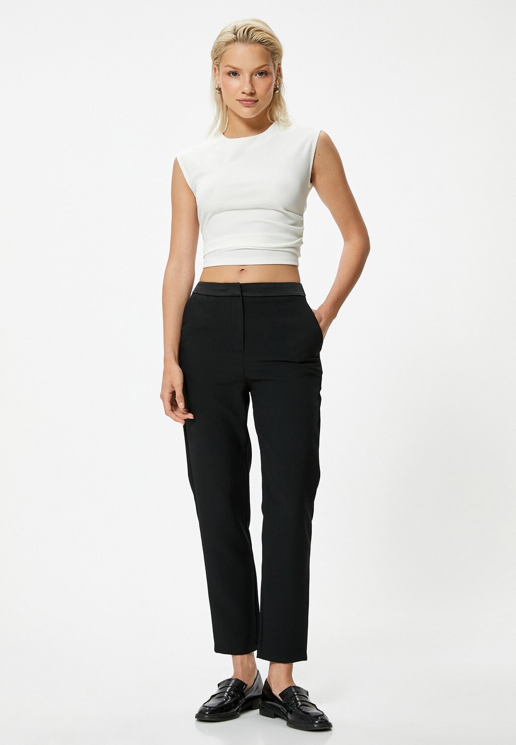 Брюки Koton, черный
Брюки Koton, черный