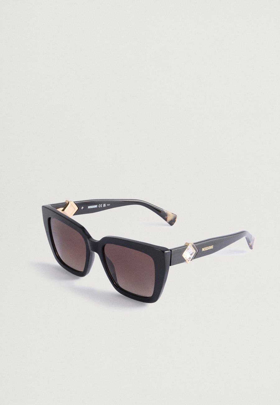 Солнцезащитные очки Missoni Sunglasses, Black
Солнцезащитные очки Missoni Sunglasses, Black