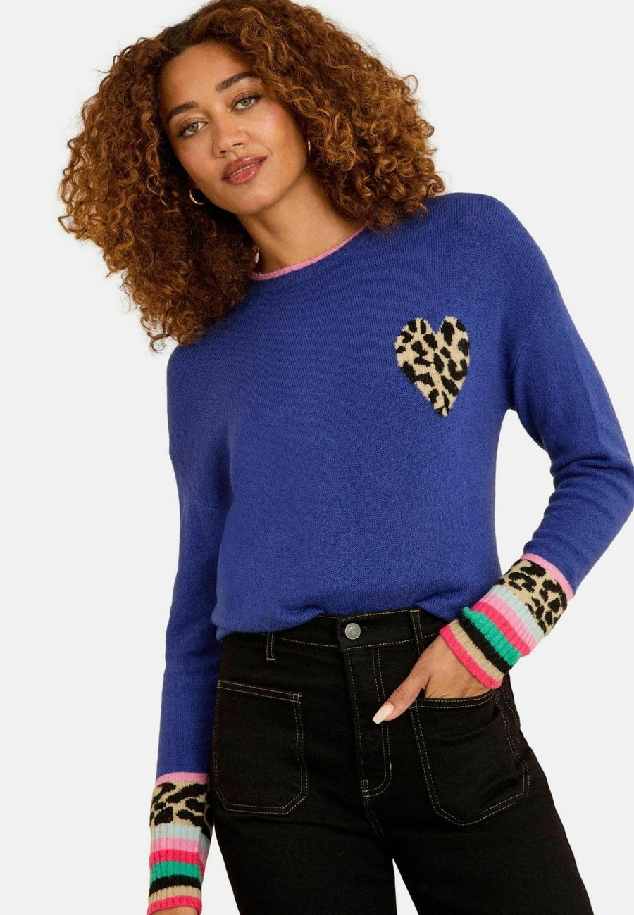 Джемпер Love & Roses CREW NECK COSY, Blue Animal Print Heart/Blue
Джемпер Love & Roses CREW NECK COSY, Blue Animal Print Heart/Blue