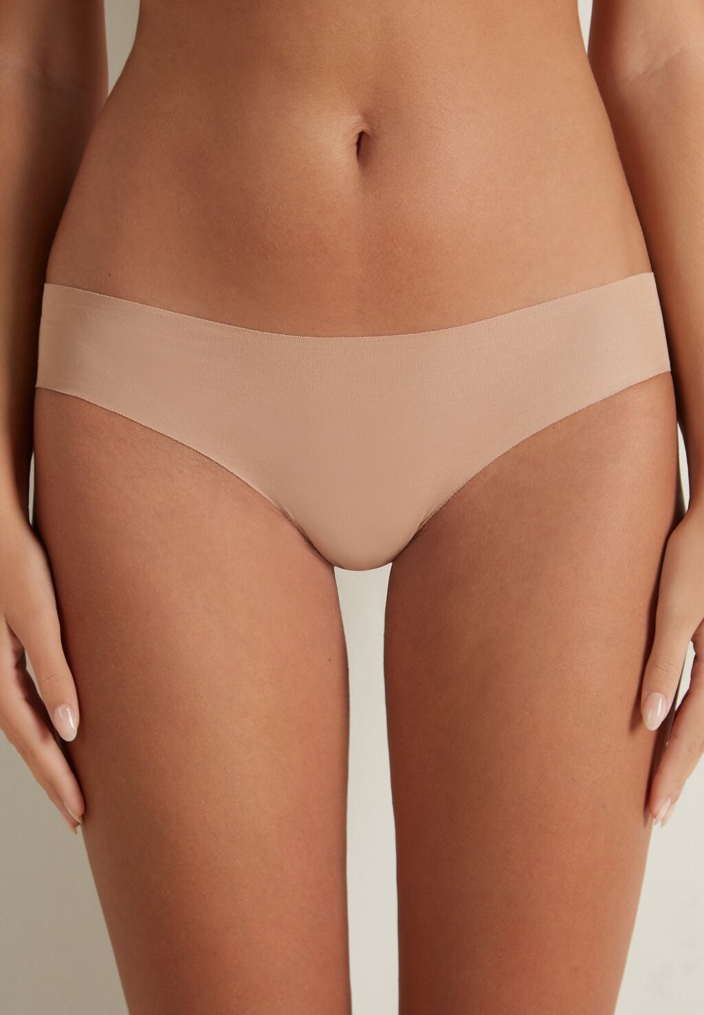 Трусы SEAMLESS Tezenis, цвет phard
Трусы SEAMLESS Tezenis, цвет phard