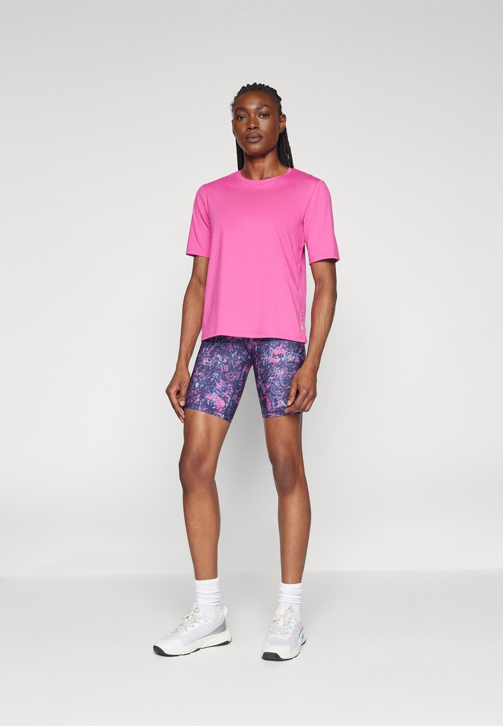 Базовая футболка Onpcoco Life Loose Train Tee Only, розовый
Базовая футболка Onpcoco Life Loose Train Tee Only, розовый