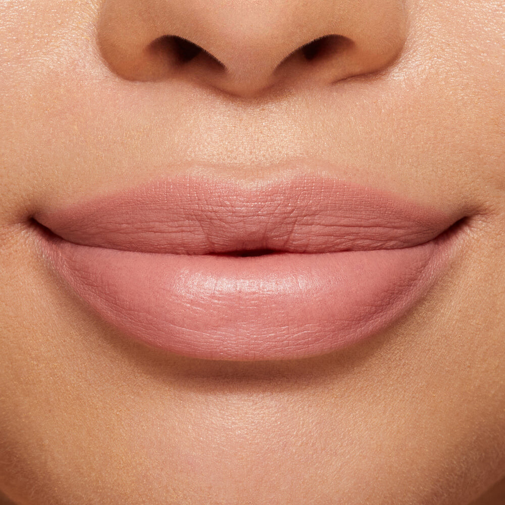 Помада Kylie Cosmetics Matte Lipstick, soft pink/Kylie
Помада Kylie Cosmetics Matte Lipstick, soft pink/Kylie