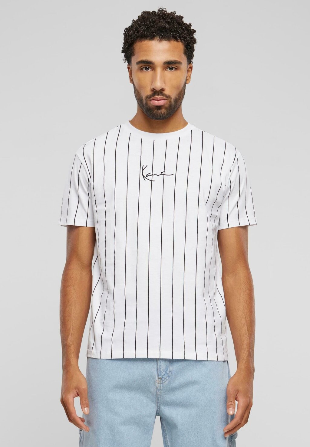 Футболка с принтом Karl Kani, черный
Футболка с принтом Karl Kani, черный