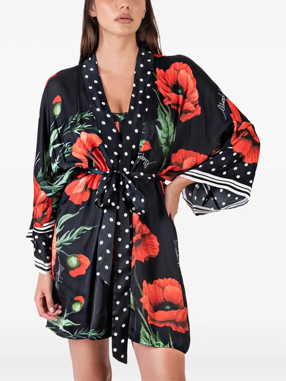 Платье мини с поясом и цветочным принтом Mazzei, черный
Платье мини с поясом и цветочным принтом Mazzei, черный