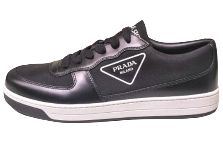 Кроссовки мужские Prada, черный / фиолетовый
Кроссовки мужские Prada, черный / фиолетовый