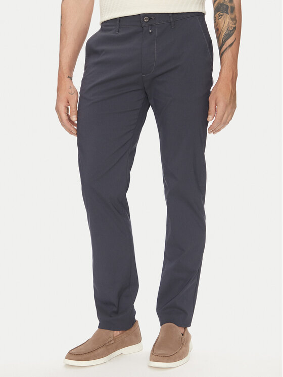 Облегающие брюки чинос C3 33730.1058 Pierre Cardin, синий
Облегающие брюки чинос C3 33730.1058 Pierre Cardin, синий