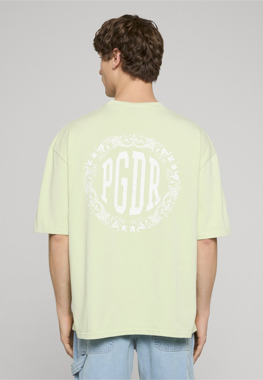 Футболка Pegador SYMEN TEE, Washed Green/Light Green, Серый, Футболка Pegador SYMEN TEE, Washed Green/Light Green
Футболка Pegador SYMEN TEE, Washed Green/Light Green, Серый, Футболка Pegador SYMEN TEE, Washed Green/Light Green