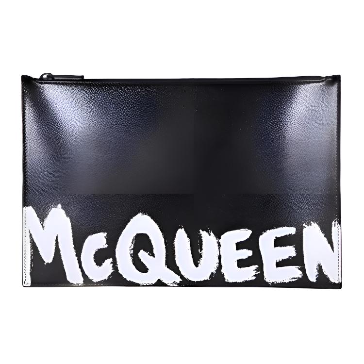 Alexander McQueen Кожаная клатч-сумка для мужчин Black
Alexander McQueen Кожаная клатч-сумка для мужчин Black