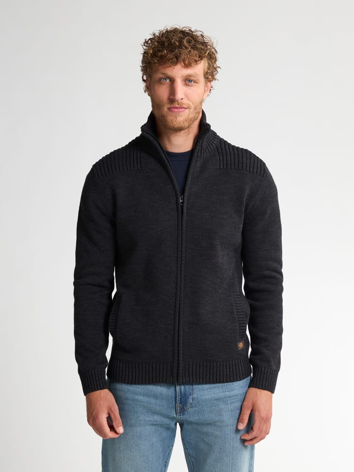 Кардиган Спящий медведь черного цвета Petrol Industries
Кардиган Спящий медведь черного цвета Petrol Industries