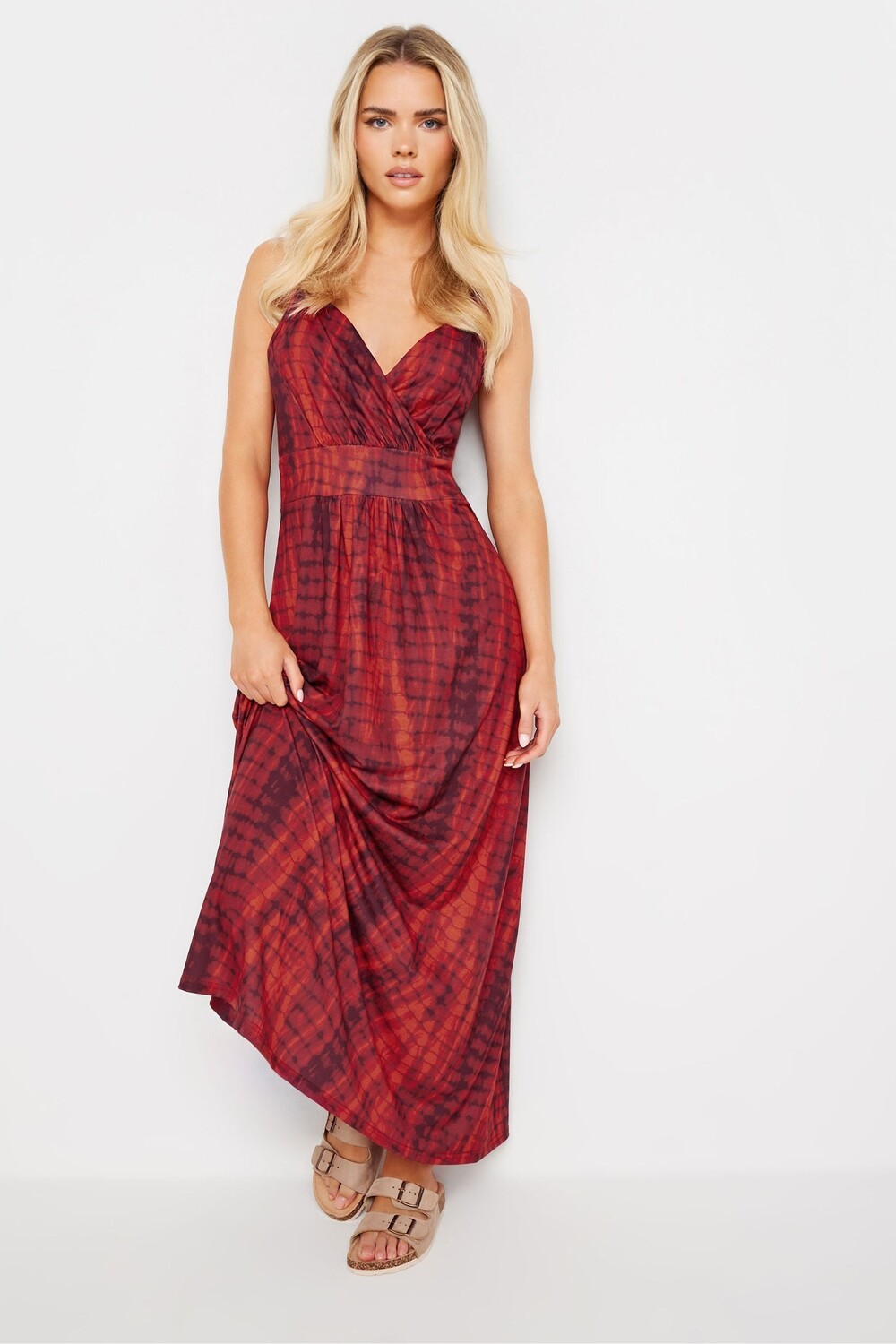 Платье макси с принтом под змею Pixiegirl Petite, красный
Платье макси с принтом под змею Pixiegirl Petite, красный