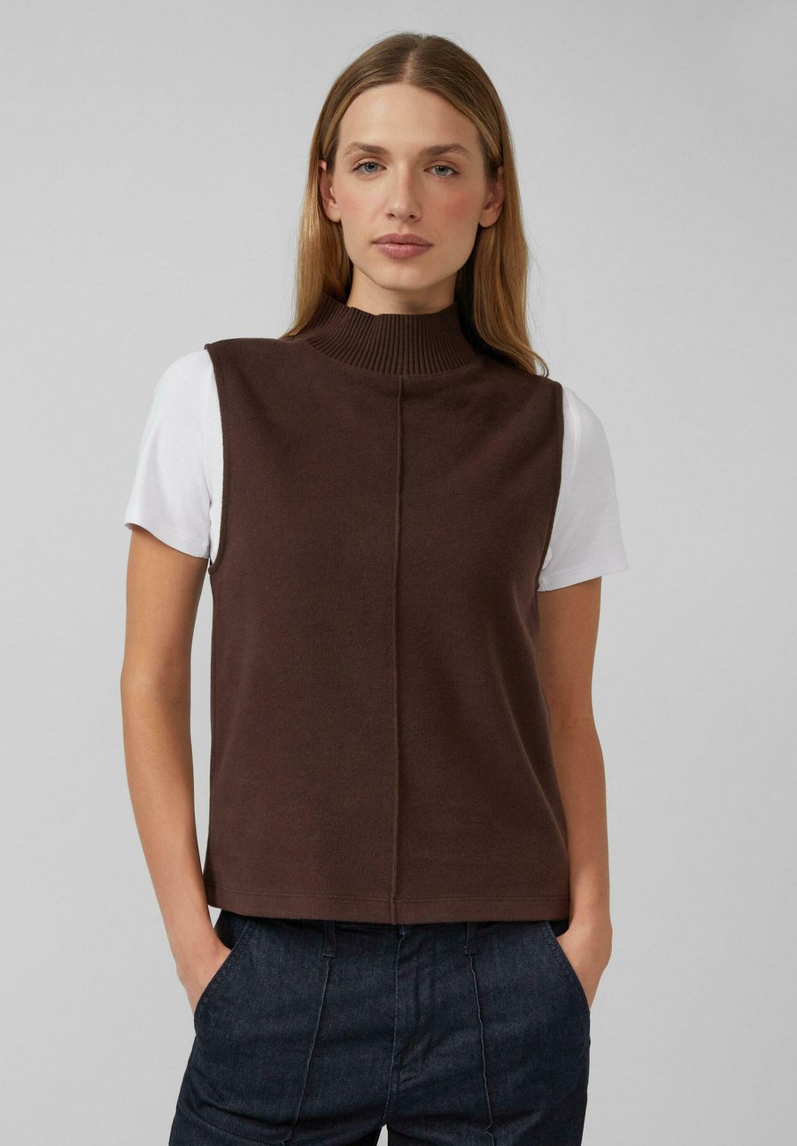 Топ s.Oliver Top, Dunkelbraun/Dark Brown
Топ s.Oliver Top, Dunkelbraun/Dark Brown