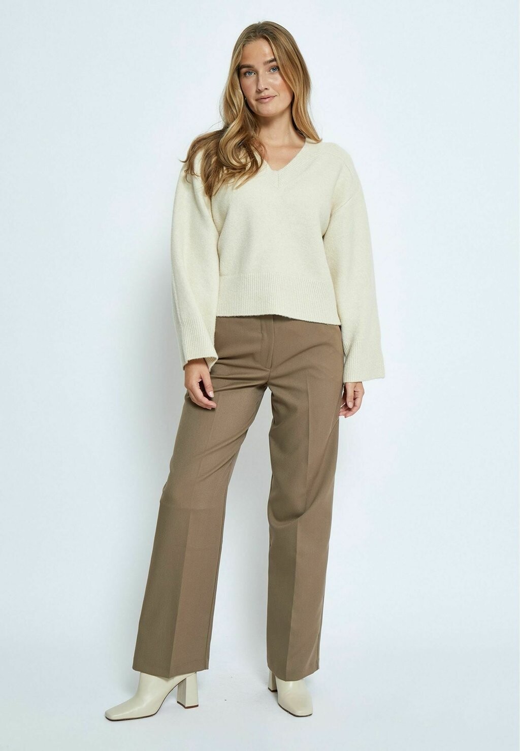 Джемпер PCCELESTE GRS PEPPERCORN, кремовый
Джемпер PCCELESTE GRS PEPPERCORN, кремовый