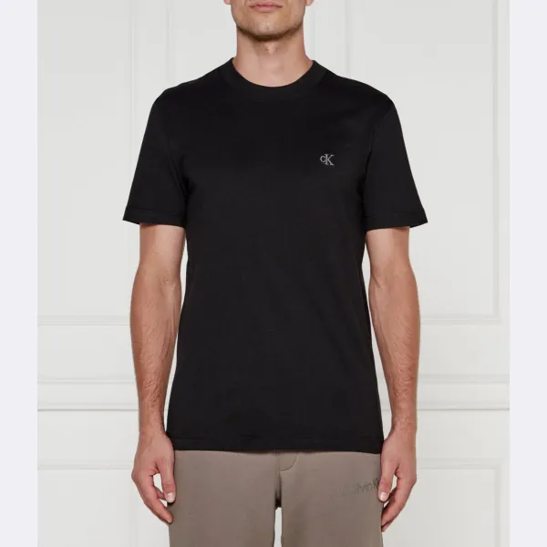 Футболка стандартного кроя Calvin Klein, черный
Футболка стандартного кроя Calvin Klein, черный