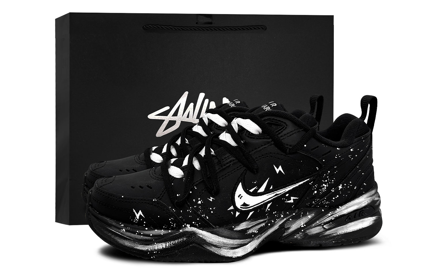 Nike Air Monarch 4 Low Top Chunky Sneakers Unisex Black White
Nike Air Monarch 4 Low Top Chunky Sneakers Unisex Black White