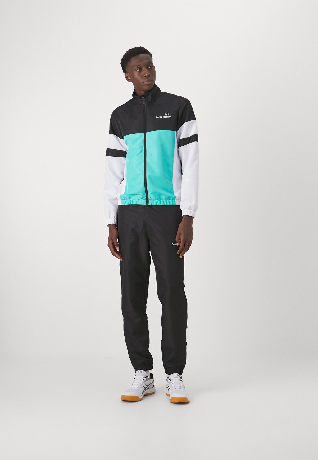 Спортивный костюм LIBERA Sergio Tacchini, цвет black/ceramic
Спортивный костюм LIBERA Sergio Tacchini, цвет black/ceramic