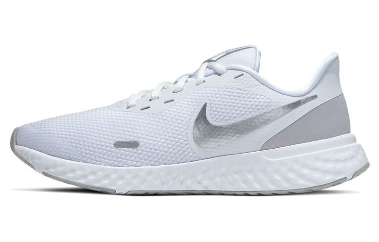 Женские беговые кроссовки Nike REVOLUTION 5
Женские беговые кроссовки Nike REVOLUTION 5
