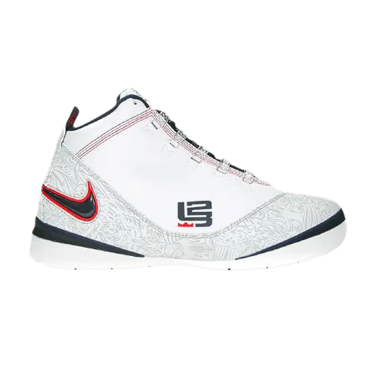 Кроссовки Zoom LeBron Soldier 2 'United We Rise', белый
Кроссовки Zoom LeBron Soldier 2 'United We Rise', белый