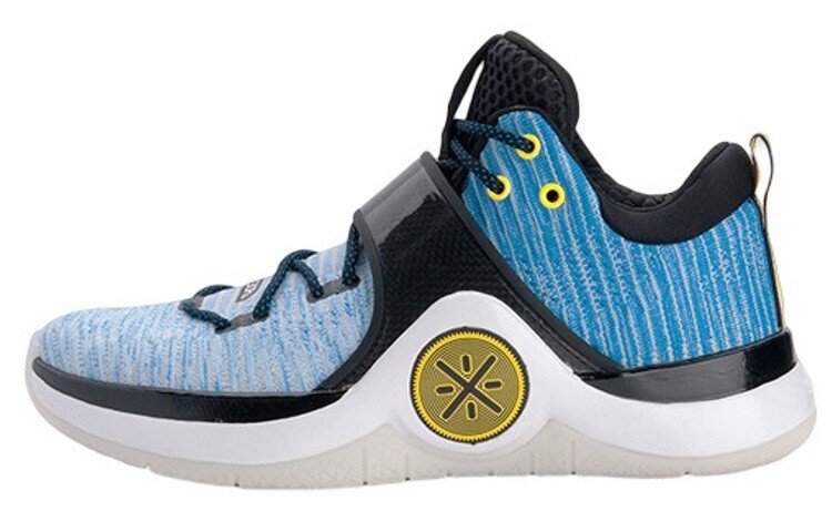 Баскетбольные кроссовки мужские с низким верхом белые/королевские синие/зеленые папоротники Lining
Баскетбольные кроссовки мужские с низким верхом белые/королевские синие/зеленые папоротники Lining