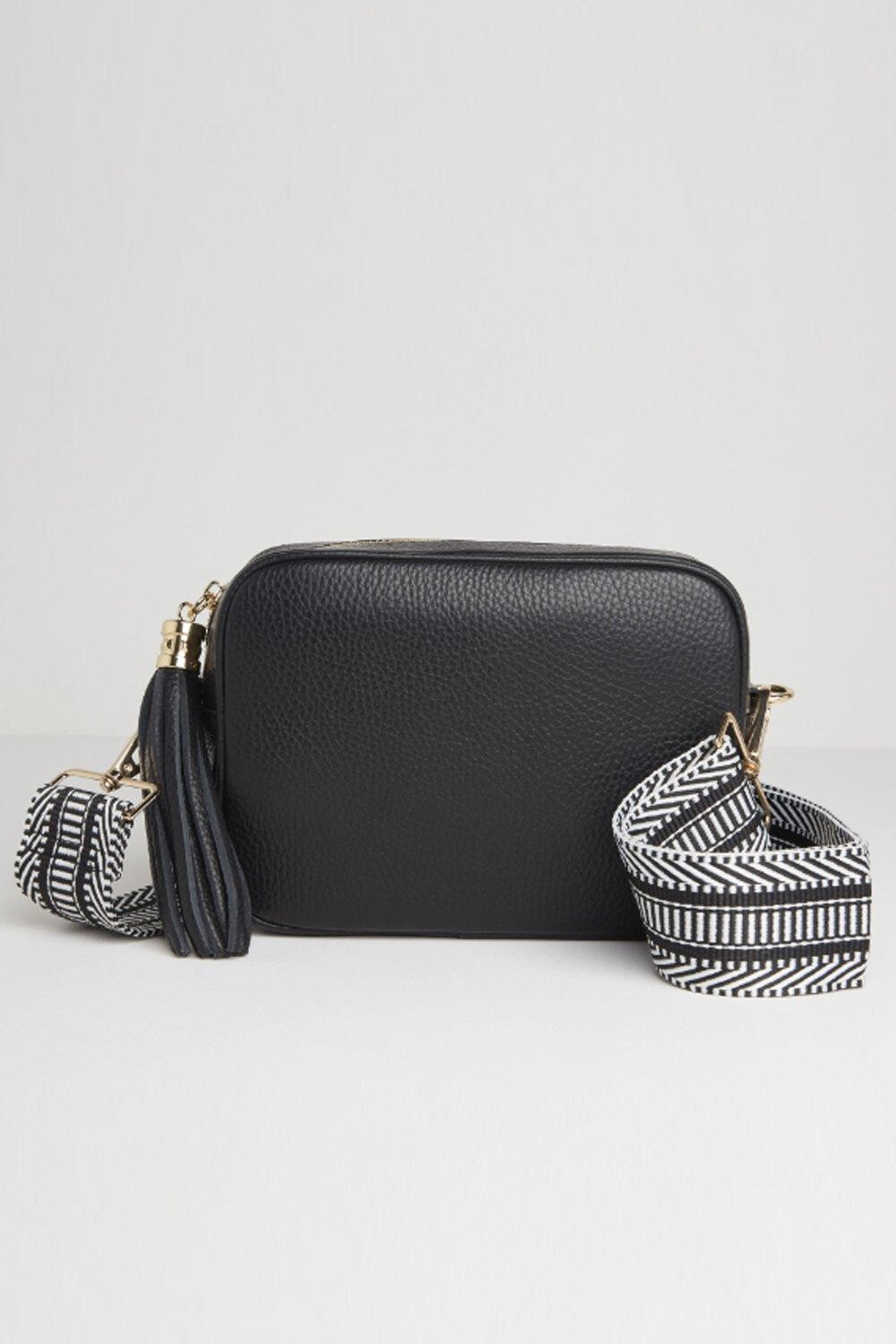 Сумка через плечо 'Verona' с кисточкой и ремешком ацтекского типа Betsy & Floss, черный
Сумка через плечо 'Verona' с кисточкой и ремешком ацтекского типа Betsy & Floss, черный