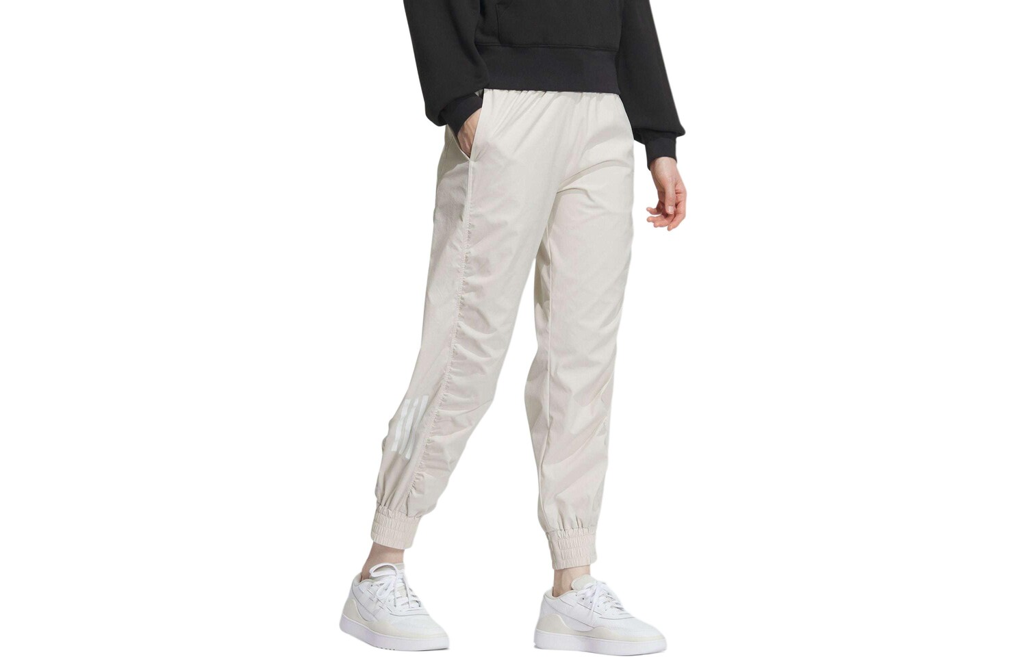 Повседневные брюки женские цвета боксит коричневый Adidas
Повседневные брюки женские цвета боксит коричневый Adidas