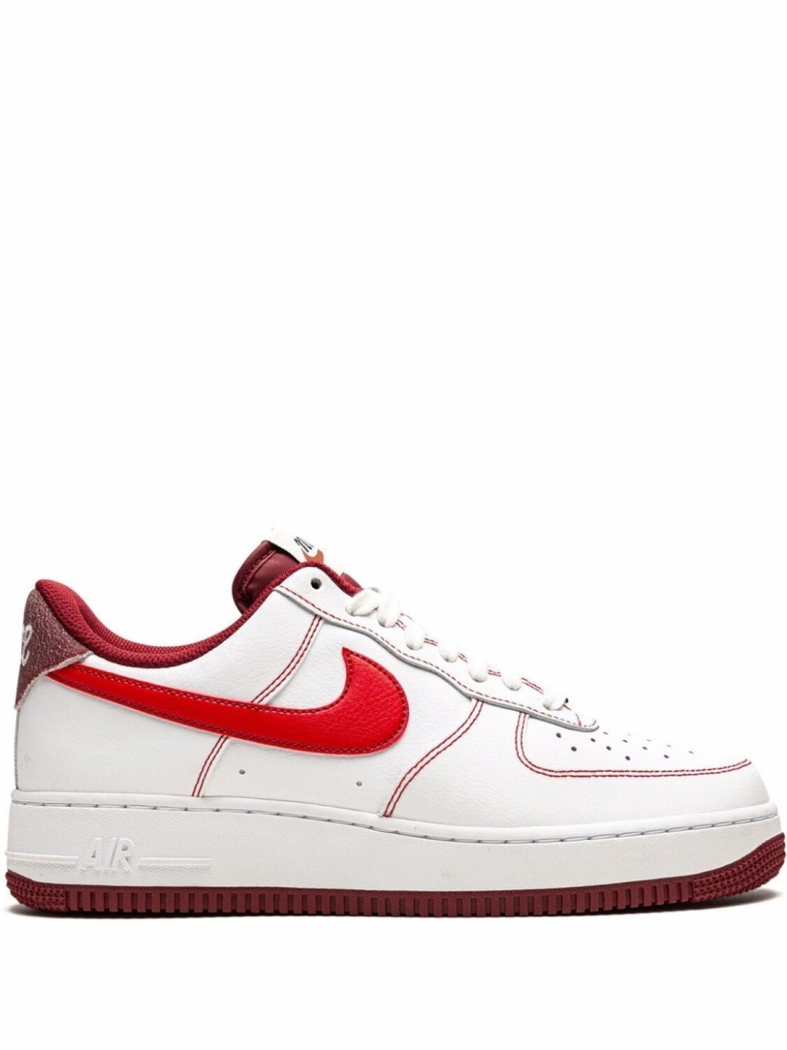 Кроссовки Nike Air Force 1 '07, белый/красный
Кроссовки Nike Air Force 1 '07, белый/красный