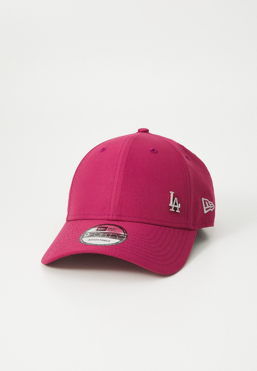 Бейсболка New Era FLAWLESS 9FORTYUNISEX, Beere/Berry
Бейсболка New Era FLAWLESS 9FORTYUNISEX, Beere/Berry