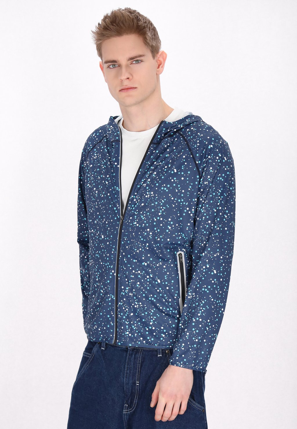 Легкая куртка Mo, темно-синий
Легкая куртка Mo, темно-синий