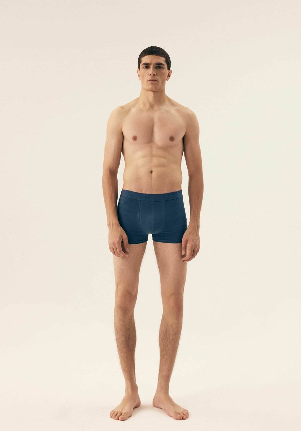 Брюки OTHER 3 PACK Henderson, темно-синий
Брюки OTHER 3 PACK Henderson, темно-синий