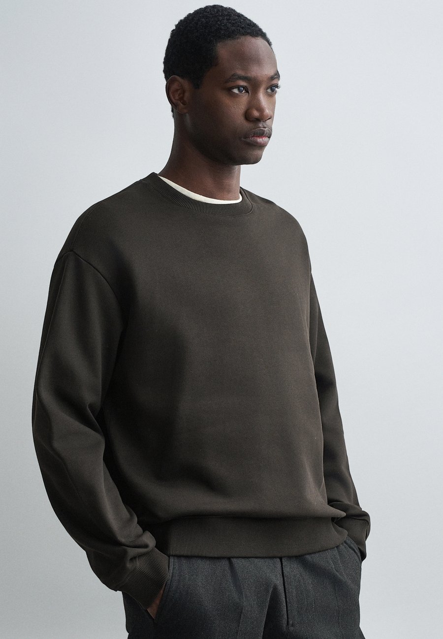 Толстовка NN.07 DAVID CREW, Dusky Port/Brown, Коричневый, Толстовка NN.07 DAVID CREW, Dusky Port/Brown
Толстовка NN.07 DAVID CREW, Dusky Port/Brown, Коричневый, Толстовка NN.07 DAVID CREW, Dusky Port/Brown