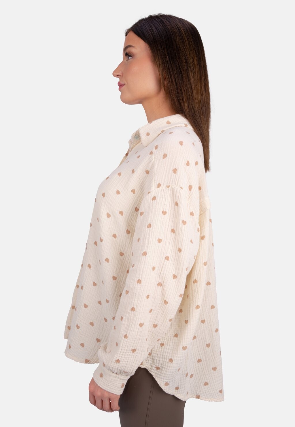 Блузка на пуговицах LIYA MUSSELIN HERZ OVERSIZED Seasons of April, бежевый
Блузка на пуговицах LIYA MUSSELIN HERZ OVERSIZED Seasons of April, бежевый