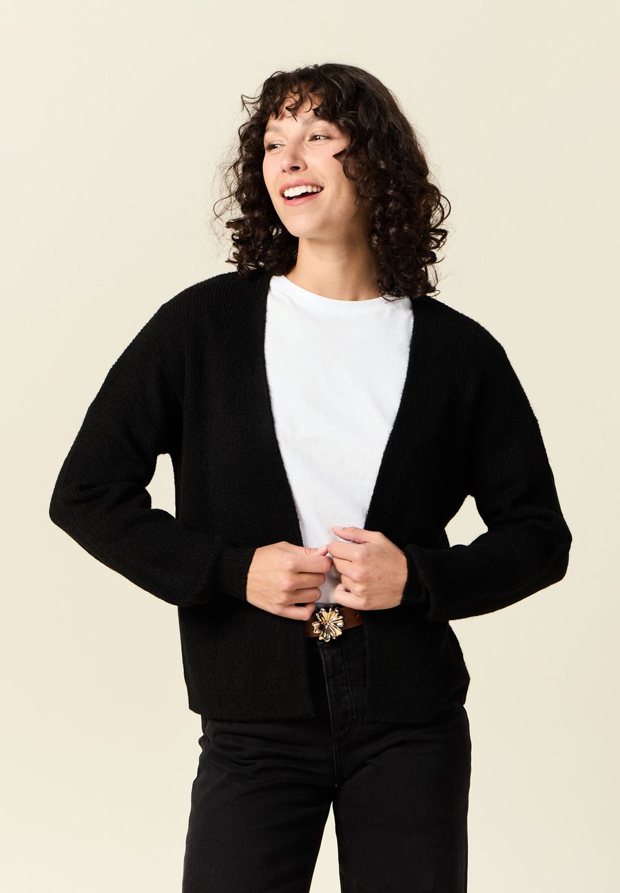 Кардиган BONOBO Jeans Cardigan, Noir/Black
Кардиган BONOBO Jeans Cardigan, Noir/Black