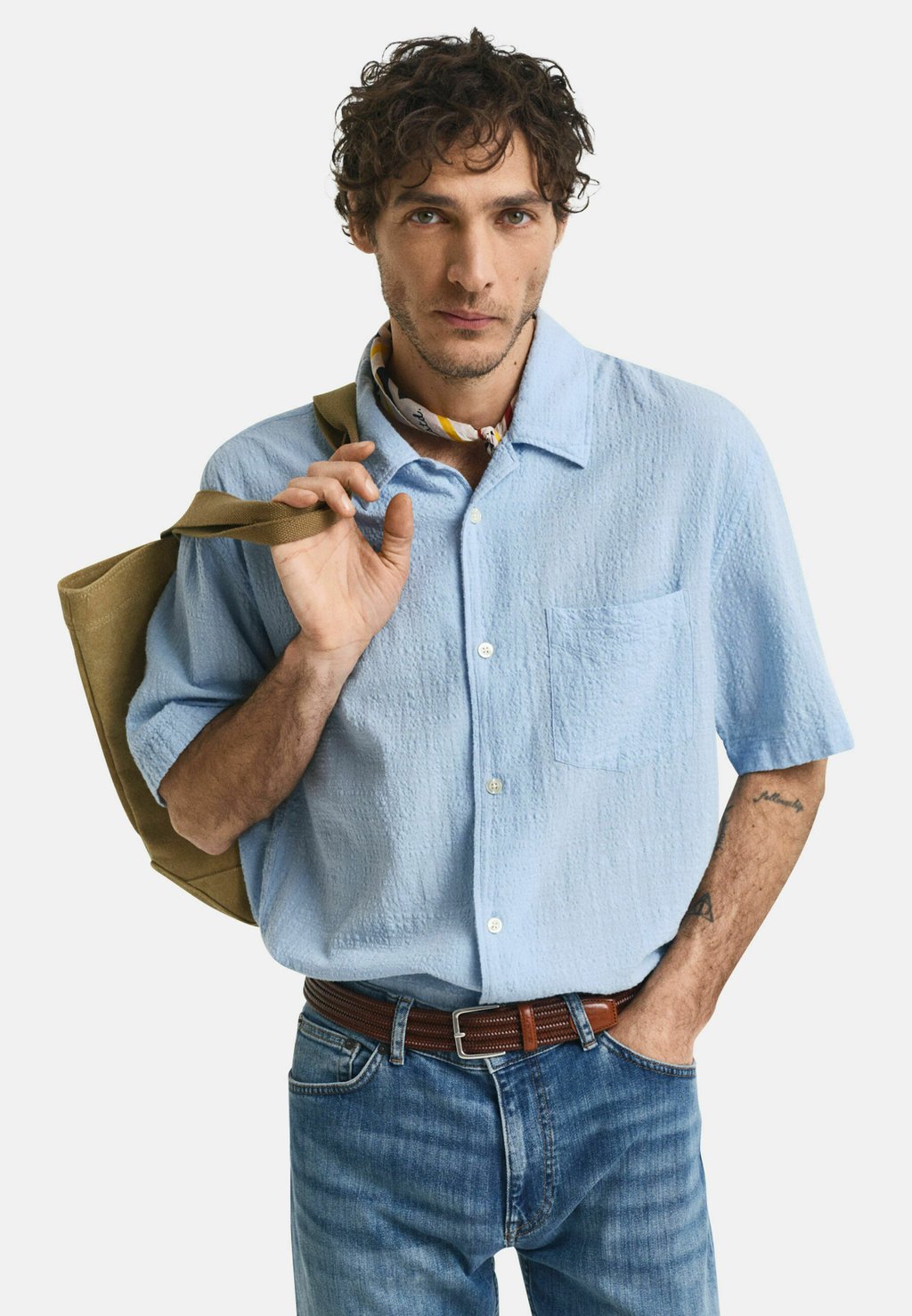 Рубашка RELAXED FIT TEXTURED SHORT SLEEVE GANT, светло-голубой
Рубашка RELAXED FIT TEXTURED SHORT SLEEVE GANT, светло-голубой