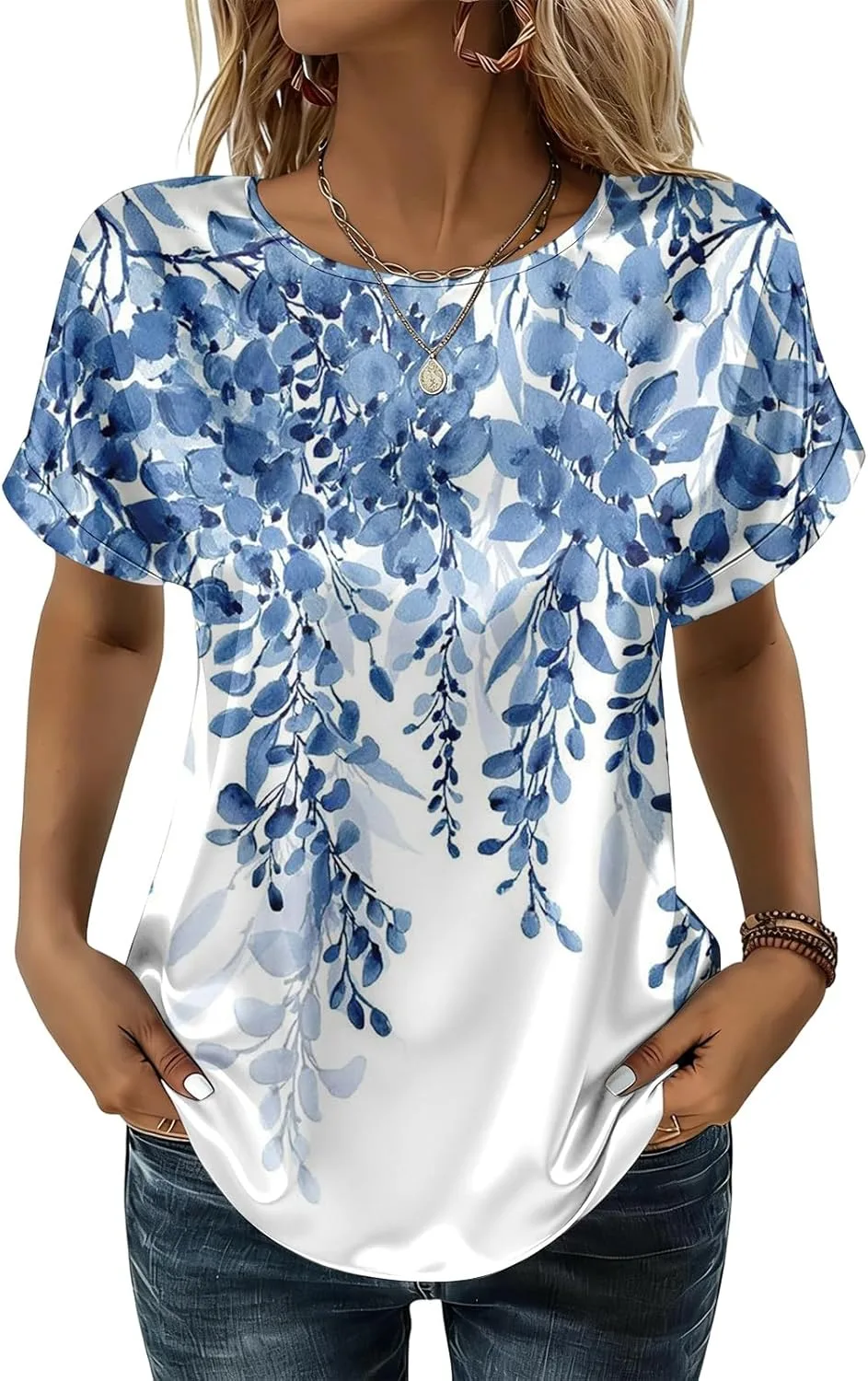 Женская блузка с коротким рукавом и круглым вырезом
Женская блузка с коротким рукавом и круглым вырезом