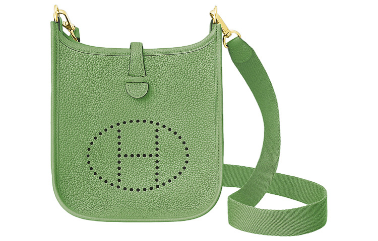 HERMES Сумка Evelyne через плечо из кожи амазон
HERMES Сумка Evelyne через плечо из кожи амазон